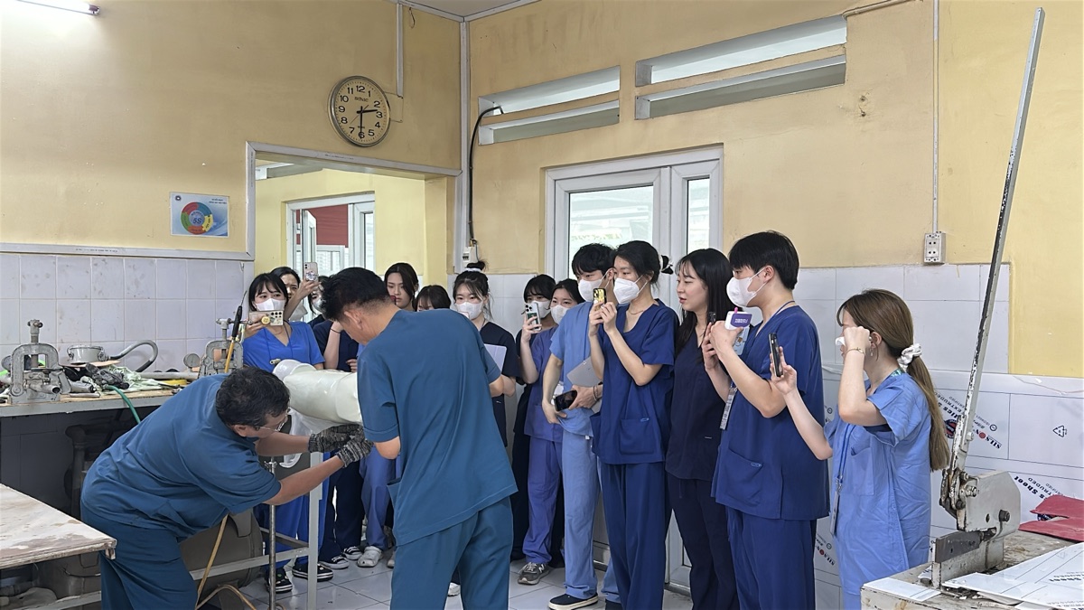 해외 봉사여행 — 호치민 종합병원 의료 봉사